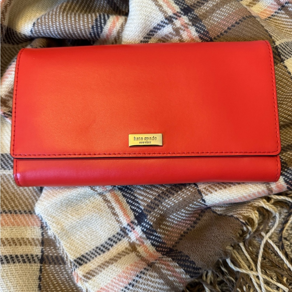Kate Spade New York Travel  Wallet, Alexander Ave Pomelo Red